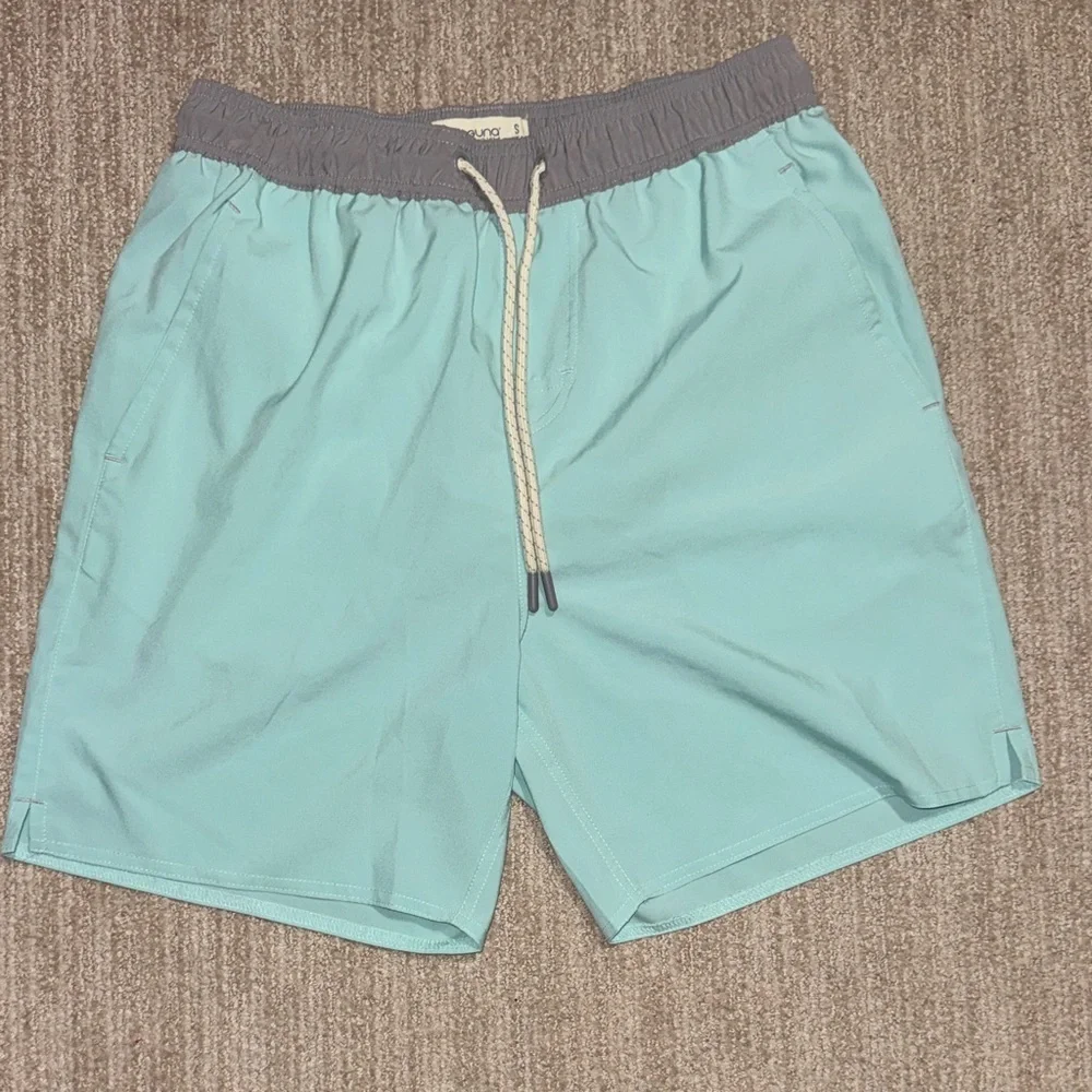 Laguna Men Size S Turquoise 6 Inch Inseam Lined Hybrid Shorts Swim Athletic